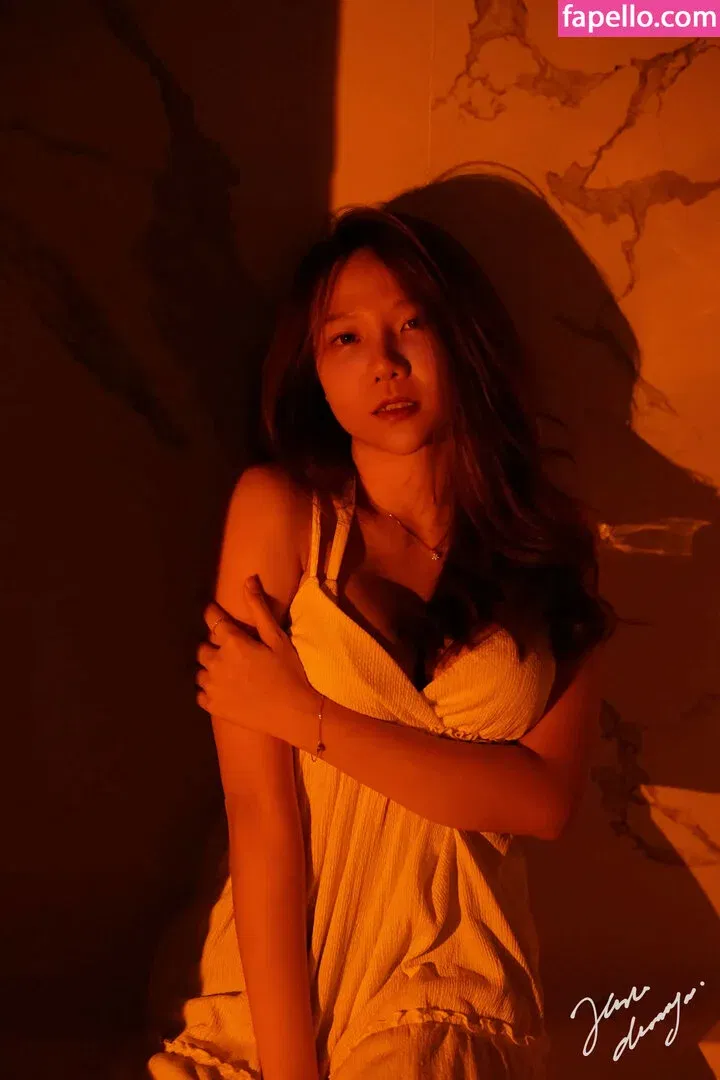 Jenadammaya Onlyfans Photo Gallery 