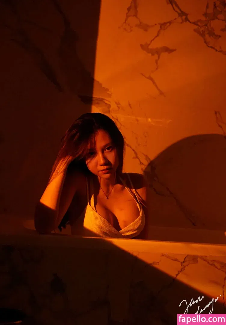 Jenadammaya Onlyfans Photo Gallery 