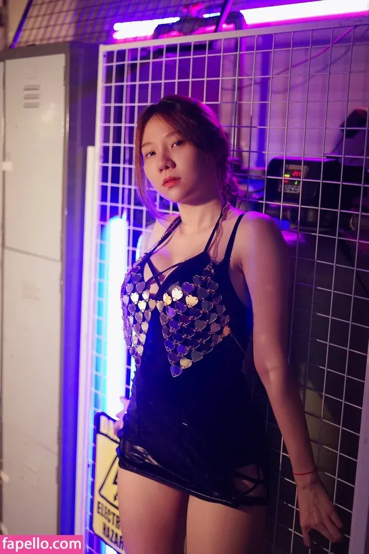 Jenadammaya Onlyfans Photo Gallery 