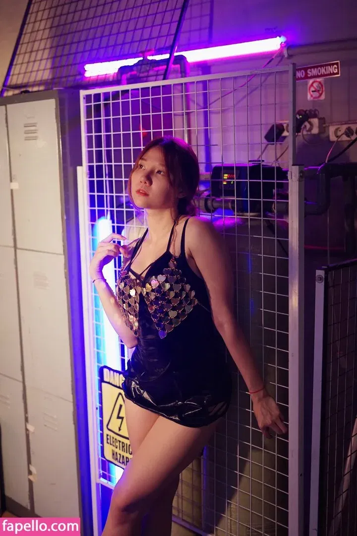 Jenadammaya Onlyfans Photo Gallery 