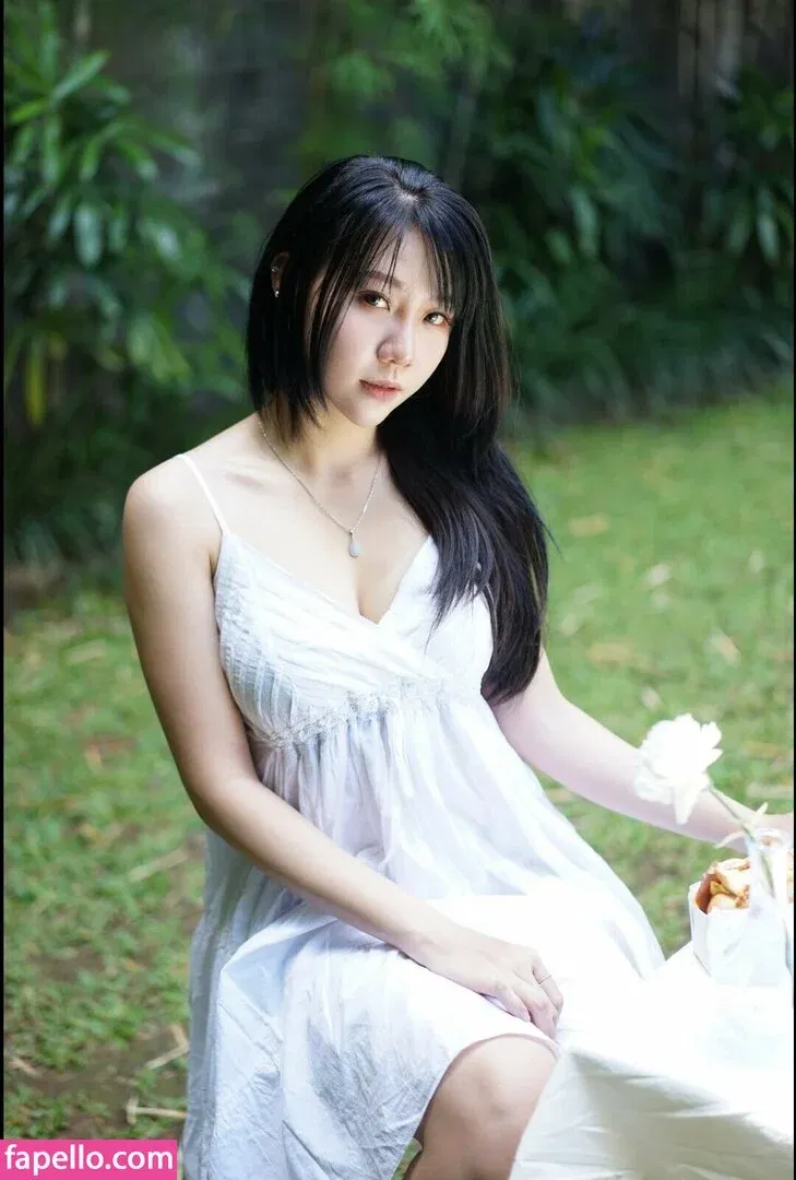 Jenadammaya Onlyfans Photo Gallery 