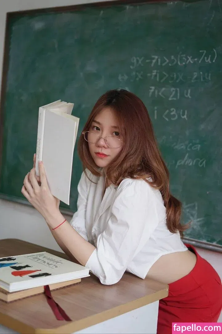 Jenadammaya Onlyfans Photo Gallery 