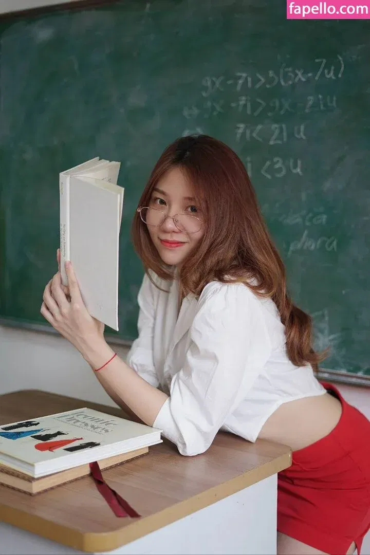 Jenadammaya Onlyfans Photo Gallery 