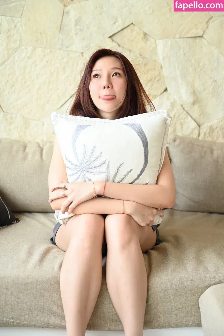 Jenadammaya Onlyfans Photo Gallery 