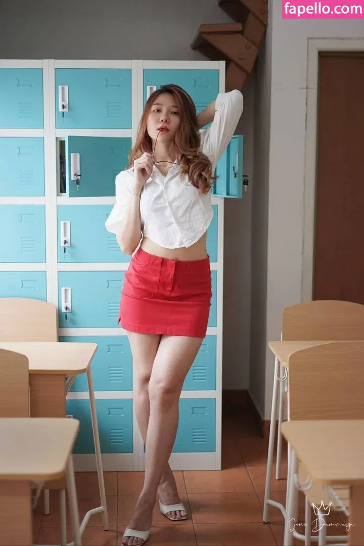 Jenadammaya Onlyfans Photo Gallery 