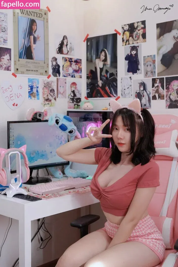 Jenadammaya Onlyfans Photo Gallery 