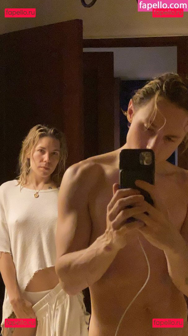 Skylar Grey / skylargrey / skylargreyxo Onlyfans Photo Gallery 