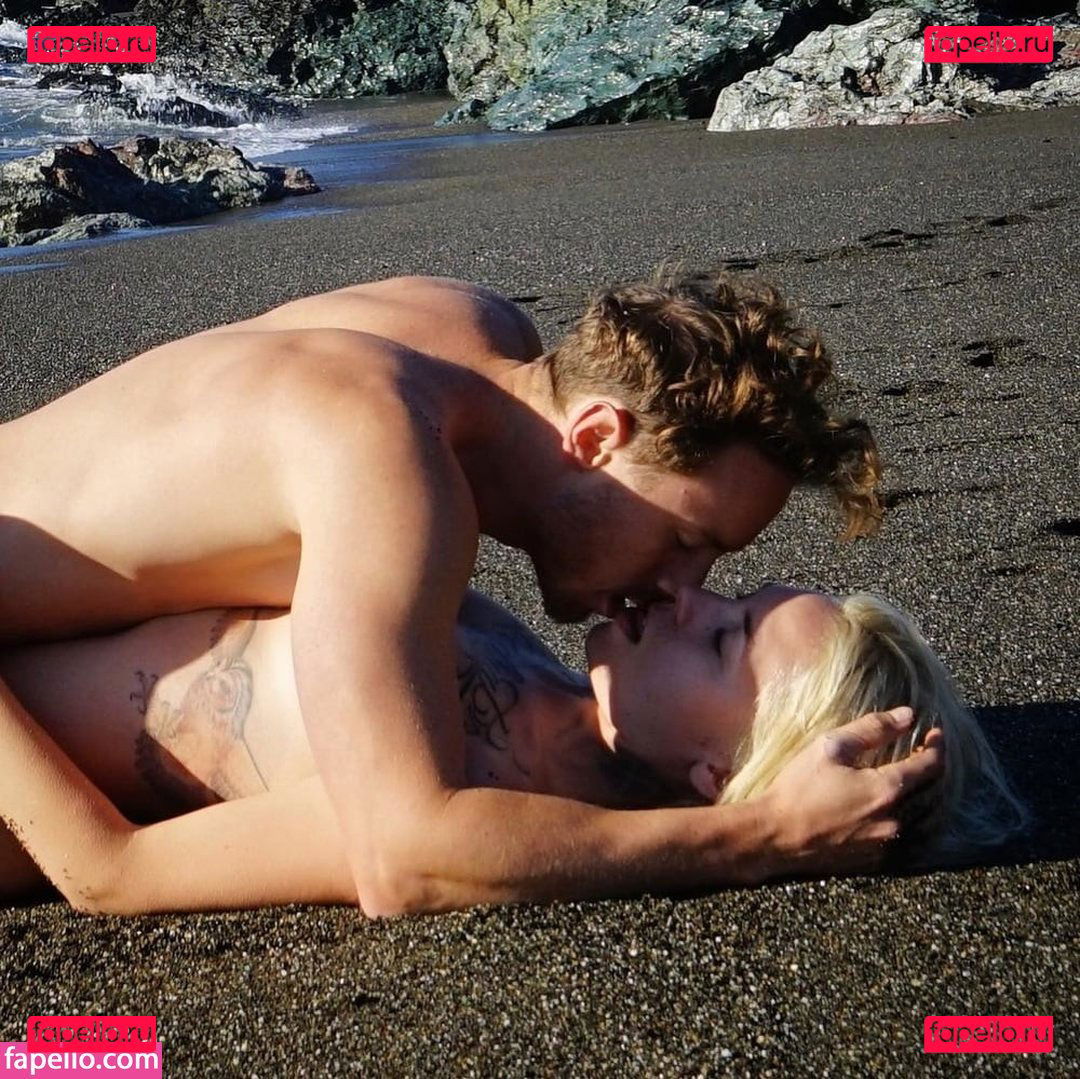 Skylar Grey / skylargrey / skylargreyxo Onlyfans Photo Gallery 