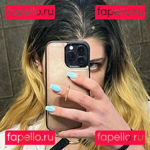 Alyssapear3 / Tok / randomzgames / randomzgamingnoodlez Onlyfans Photo Gallery 