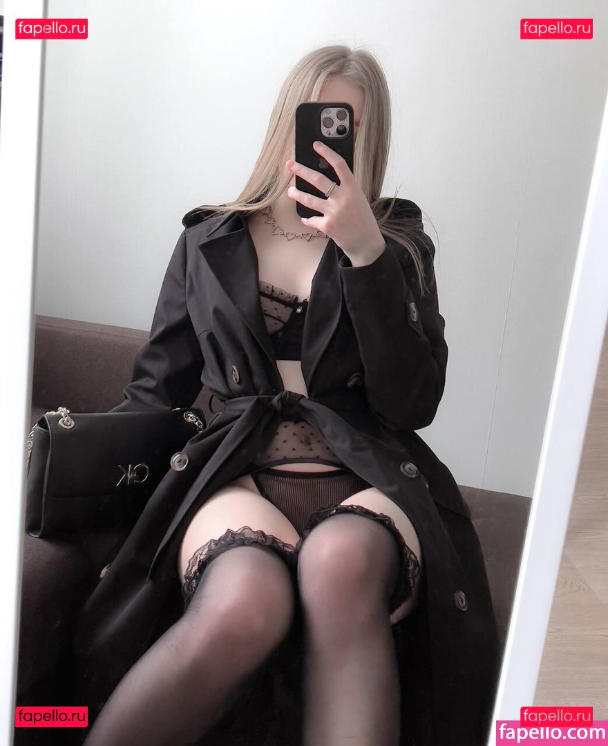 Xzwwass / angelicnymphh / sidoorovam Onlyfans Photo Gallery 