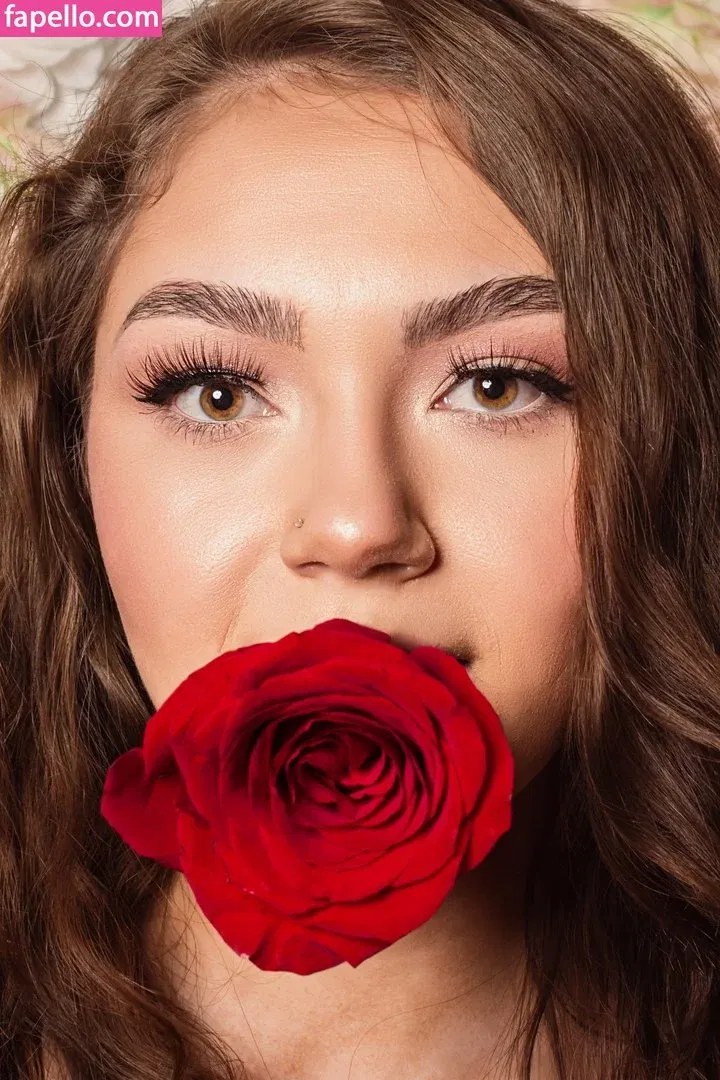 Skye Dolecki Onlyfans Photo Gallery 