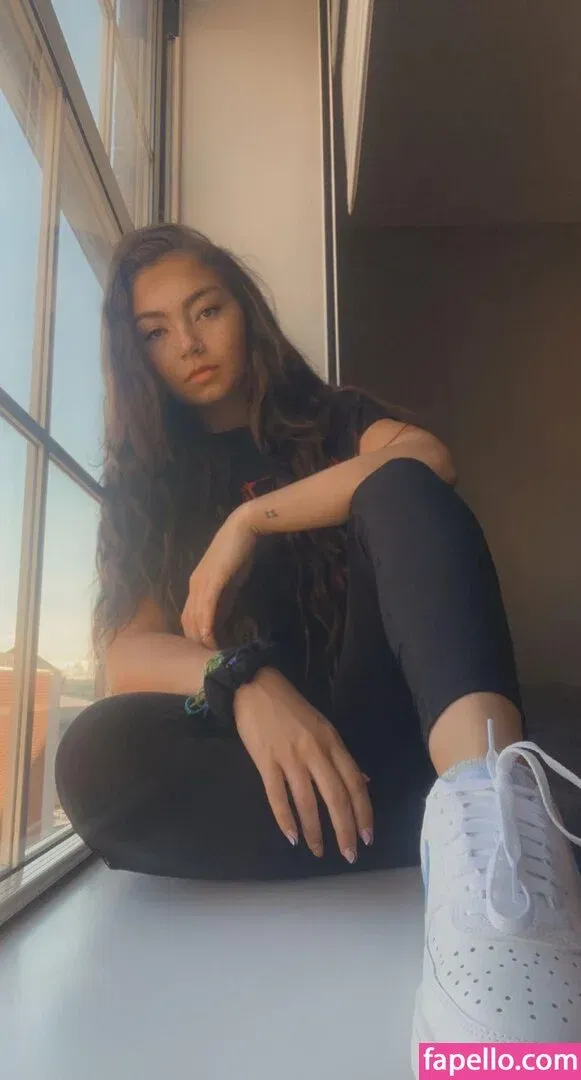 Skye Dolecki Onlyfans Photo Gallery 