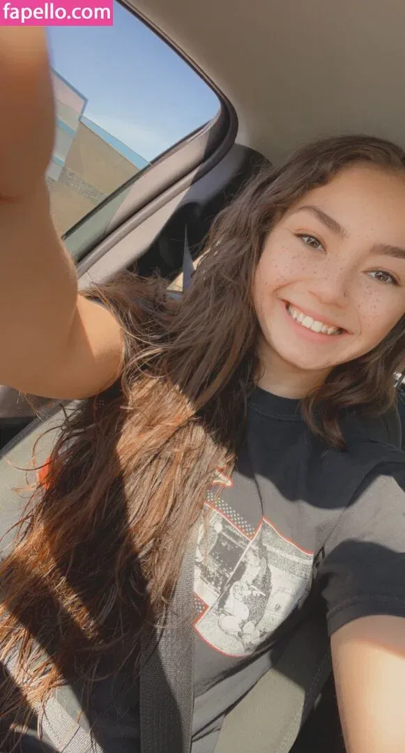 Skye Dolecki Onlyfans Photo Gallery 