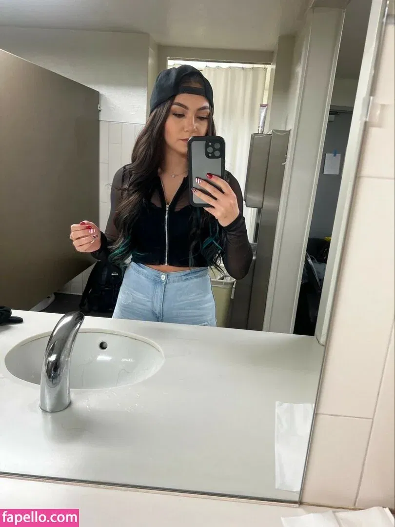 Skye Dolecki Onlyfans Photo Gallery 