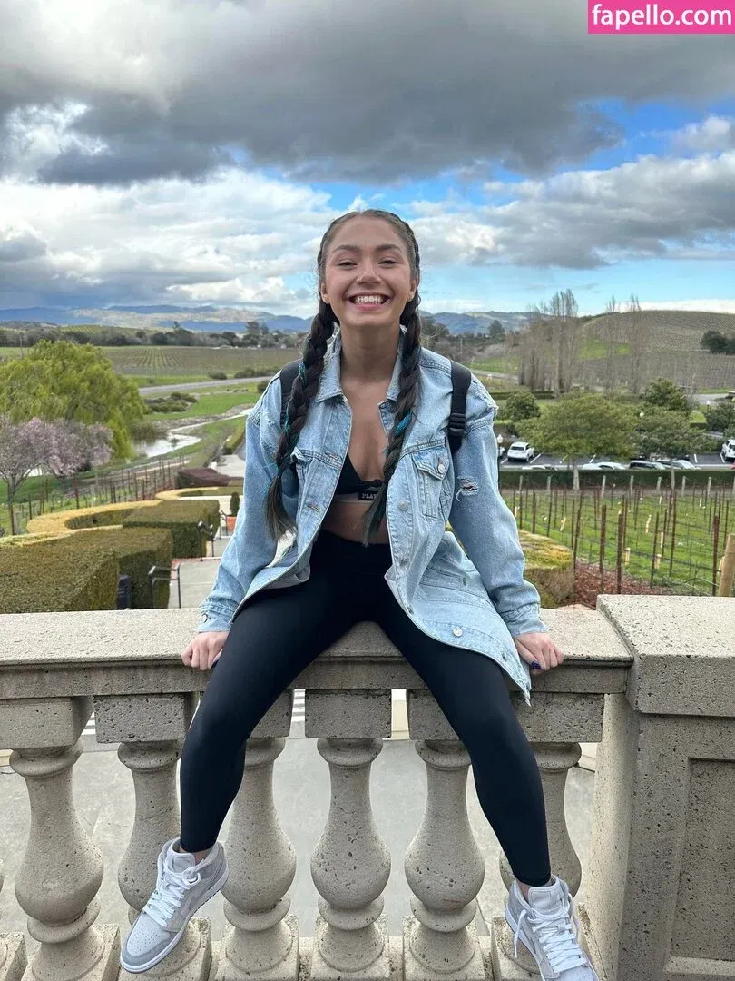 Skye Dolecki Onlyfans Photo Gallery 