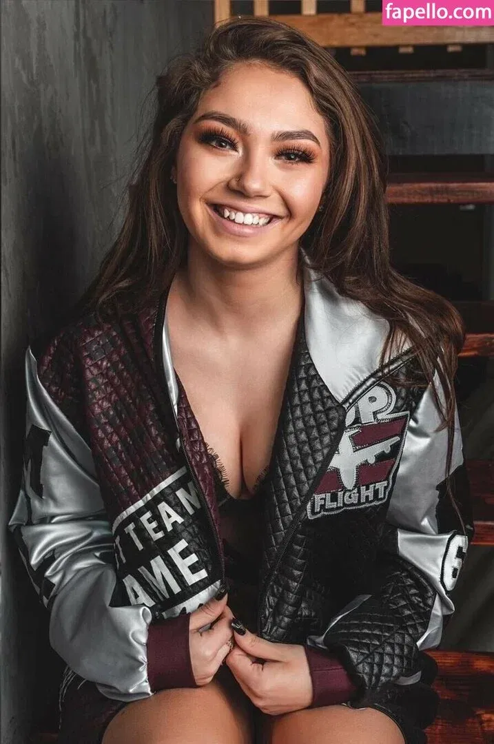 Skye Dolecki Onlyfans Photo Gallery 