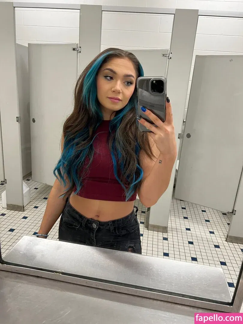 Skye Dolecki Onlyfans Photo Gallery 