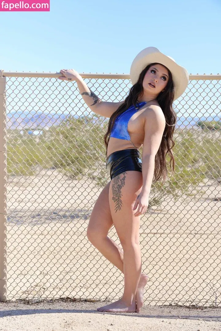 Skye Dolecki Onlyfans Photo Gallery 