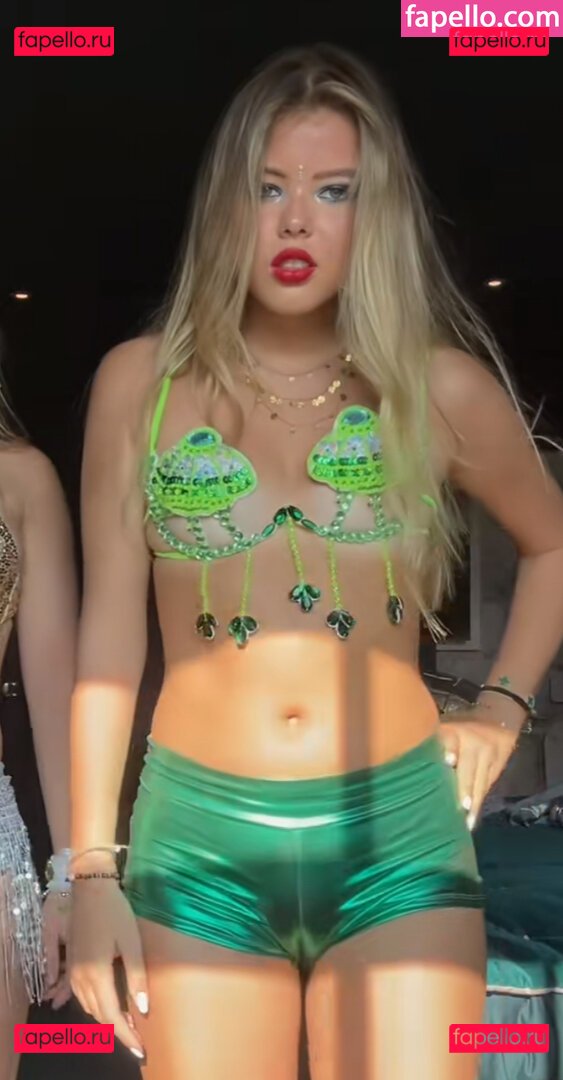 Lexi Hughes / lexnicolehughes / u162726201 Onlyfans Photo Gallery 