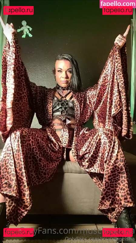 https: / ifbb_pro_yeo / musclegeisha Onlyfans Photo Gallery 