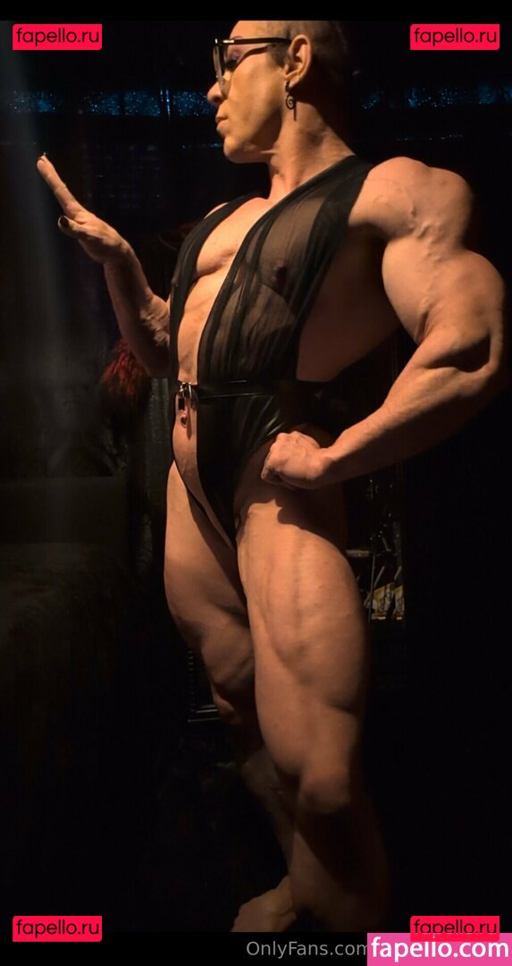 https: / ifbb_pro_yeo / musclegeisha Onlyfans Photo Gallery 