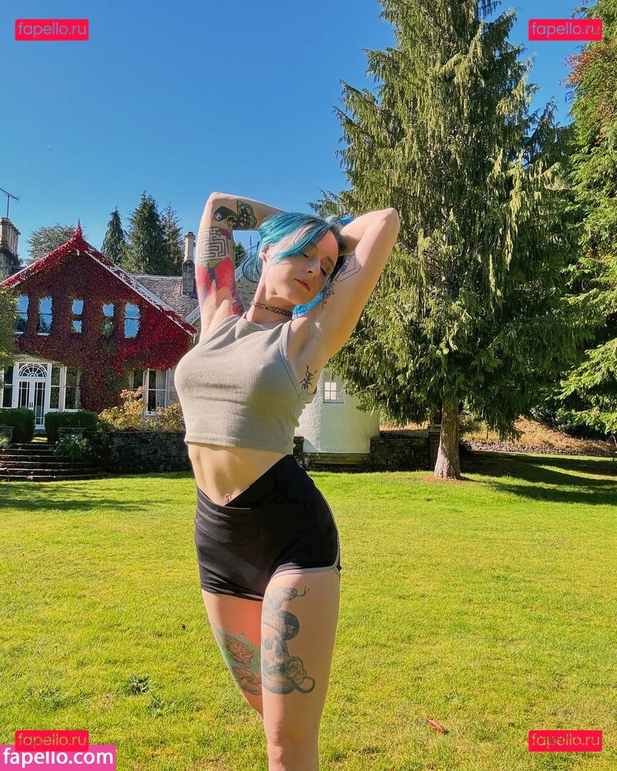 Switchy Sally / https: / sallyjanerain / sallyjaneraine Onlyfans Photo Gallery 