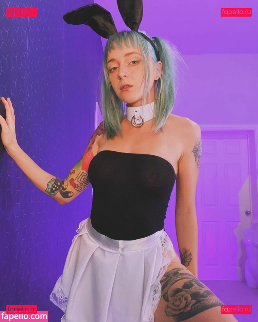 Switchy Sally / https: / sallyjanerain / sallyjaneraine Onlyfans Photo Gallery 