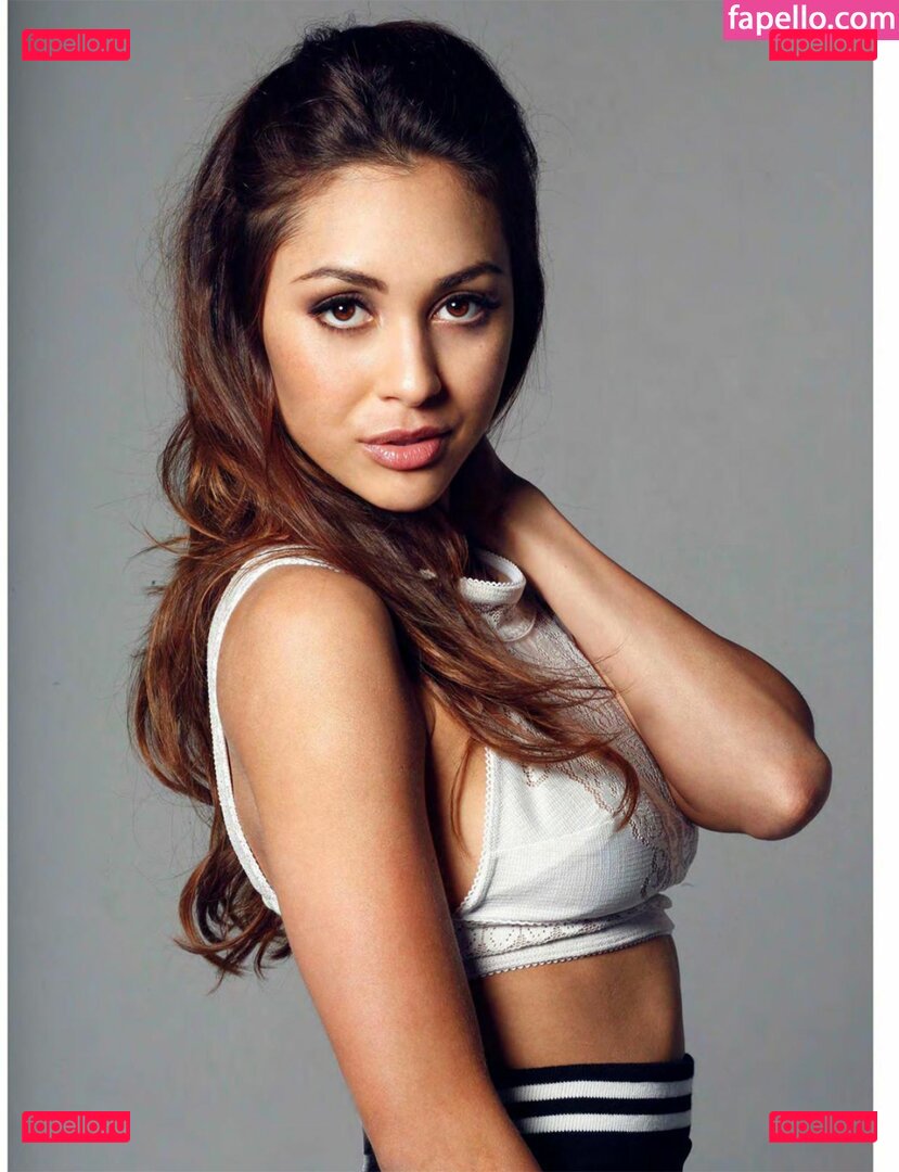 Lindsey Morgan / linzzmorgan Onlyfans Photo Gallery 