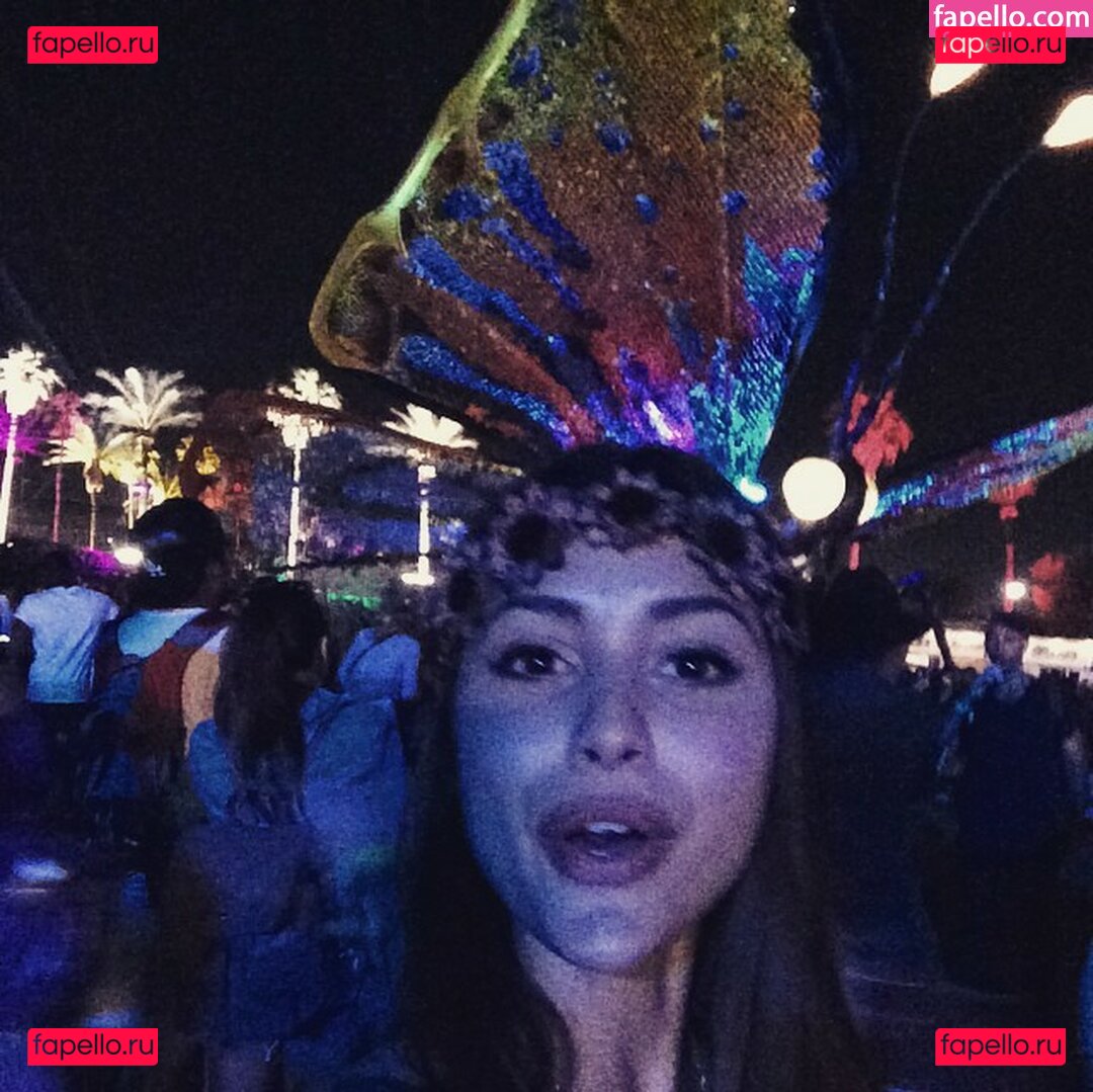 Lindsey Morgan / linzzmorgan Onlyfans Photo Gallery 