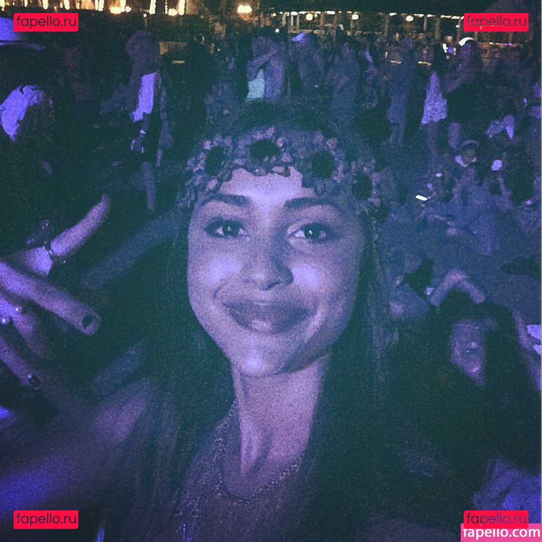 Lindsey Morgan / linzzmorgan Onlyfans Photo Gallery 