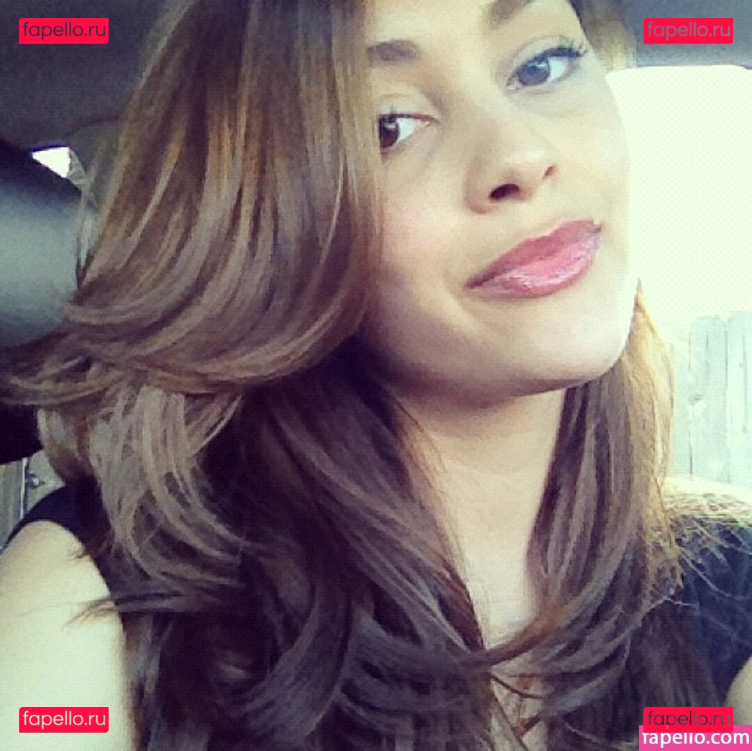 Lindsey Morgan / linzzmorgan Onlyfans Photo Gallery 