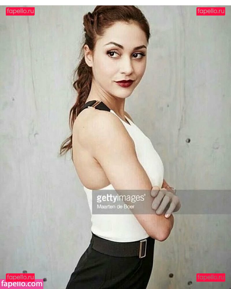 Lindsey Morgan / linzzmorgan Onlyfans Photo Gallery 