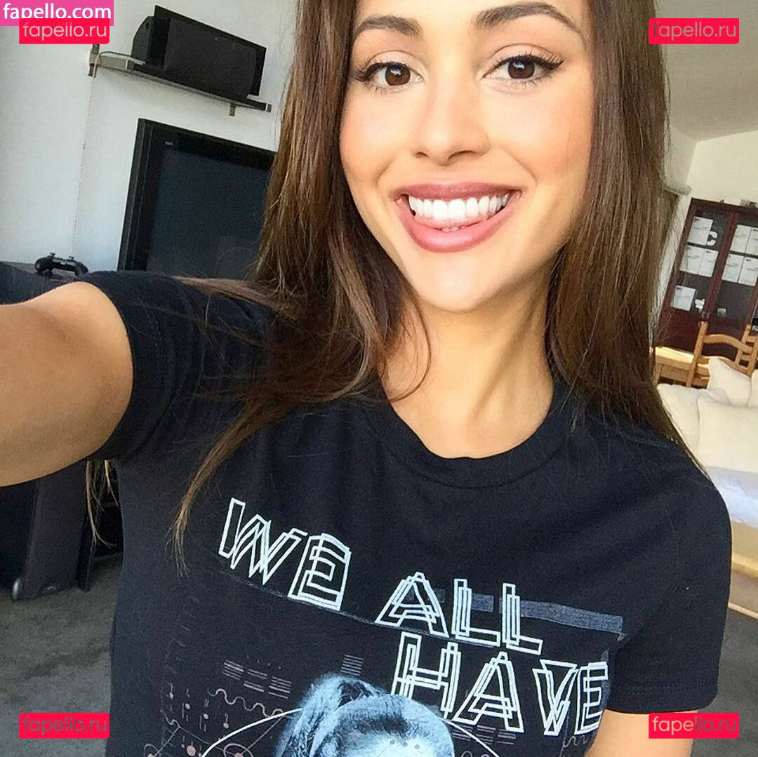 Lindsey Morgan / linzzmorgan Onlyfans Photo Gallery 
