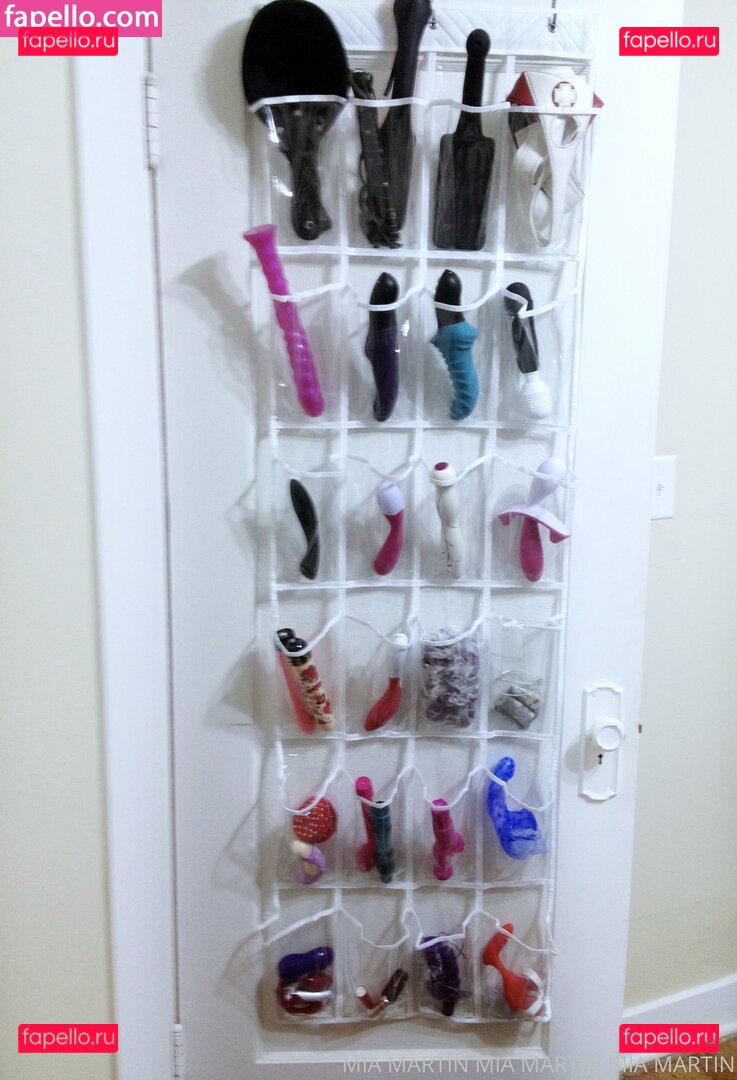 miamartin_1 / miamartin__ Onlyfans Photo Gallery 