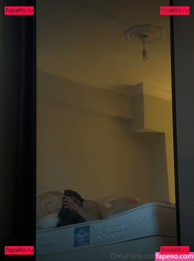 Hilal Fener / hilalfenerr / kittyshf1 Onlyfans Photo Gallery 