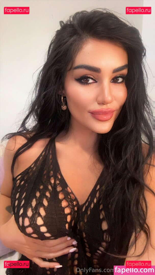 belledollfree / reel Onlyfans Photo Gallery 