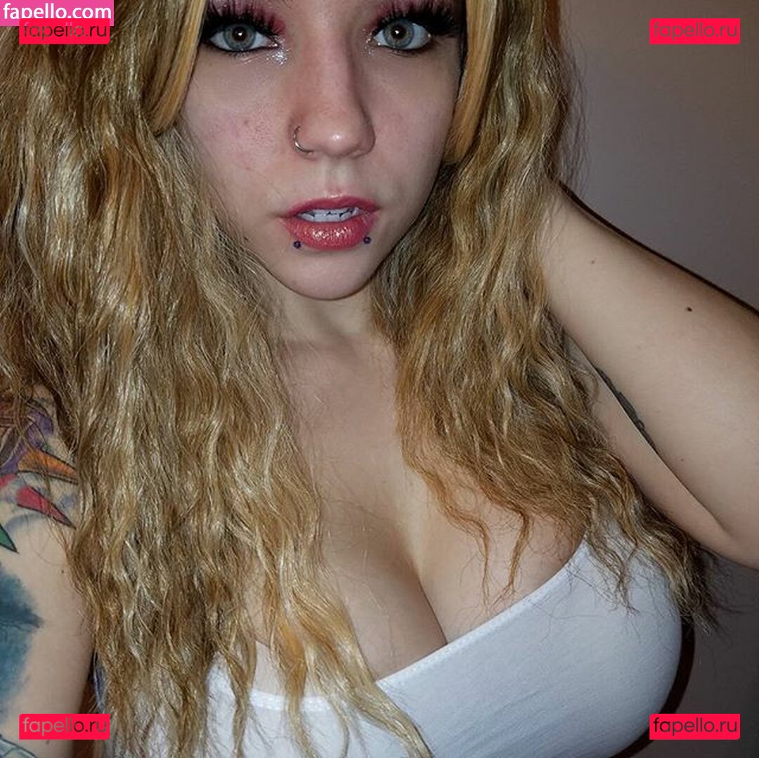 Midnightfox328 / saintfox Onlyfans Photo Gallery 