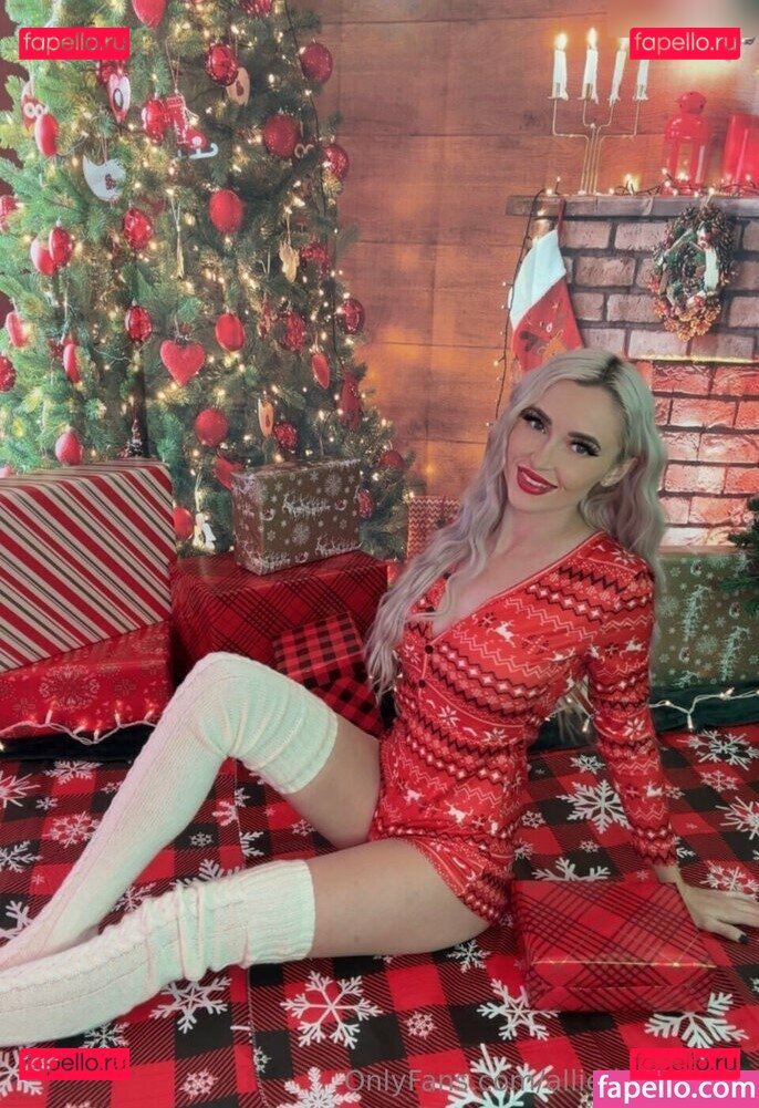 Allie Dawson / Alliedawson / alliedawson19 / miss.allie.dawson / streamqueenxo Onlyfans Photo Gallery 