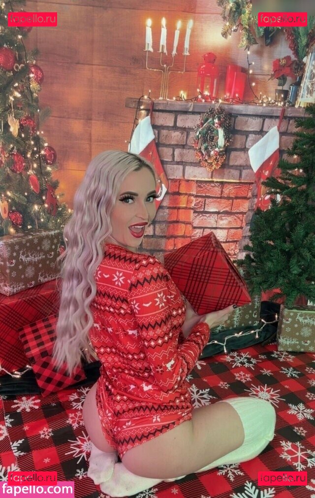 Allie Dawson / Alliedawson / alliedawson19 / miss.allie.dawson / streamqueenxo Onlyfans Photo Gallery 