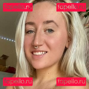 LynmThalia Onlyfans Photo Gallery 