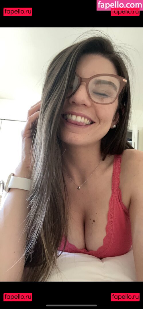 Yohosamm / yomnahosssam Onlyfans Photo Gallery 