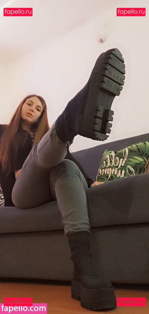 erisfeet_freemium / eristheplanet Onlyfans Photo Gallery 