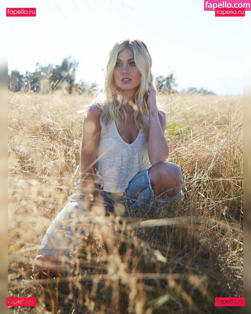 Katherine McNamara / kat.mcnamara Onlyfans Photo Gallery 