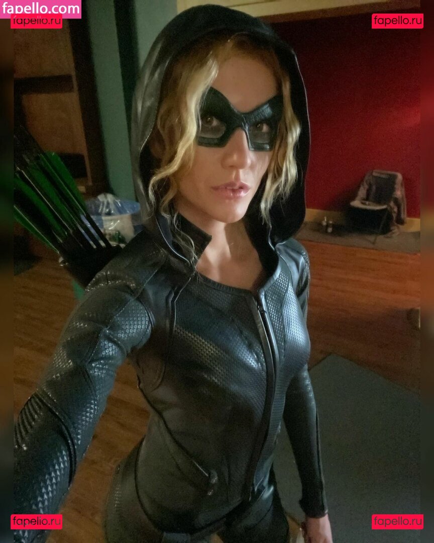 Katherine McNamara / kat.mcnamara Onlyfans Photo Gallery 