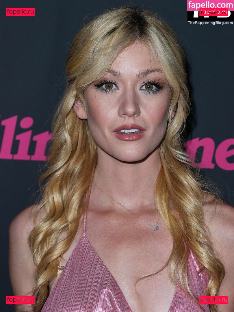Katherine McNamara / kat.mcnamara Onlyfans Photo Gallery 