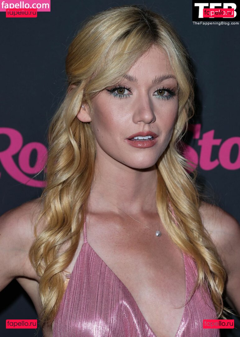 Katherine McNamara / kat.mcnamara Onlyfans Photo Gallery 