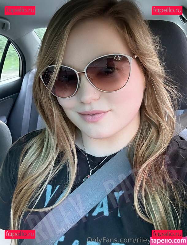 Riley Parks / https: / riley_parks / riley_parksof Onlyfans Photo Gallery 