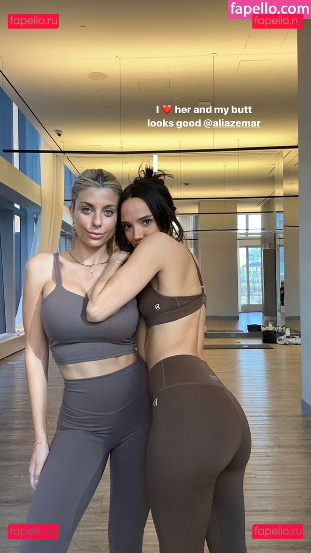 Sandra Martinellie / Sofia Franklyn / Sofia with an F / franklinsofia / sofiafranklyn Onlyfans Photo Gallery 