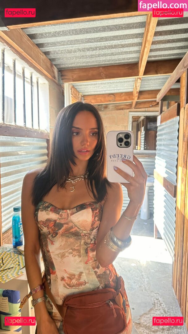 Sandra Martinellie / Sofia Franklyn / Sofia with an F / franklinsofia / sofiafranklyn Onlyfans Photo Gallery 