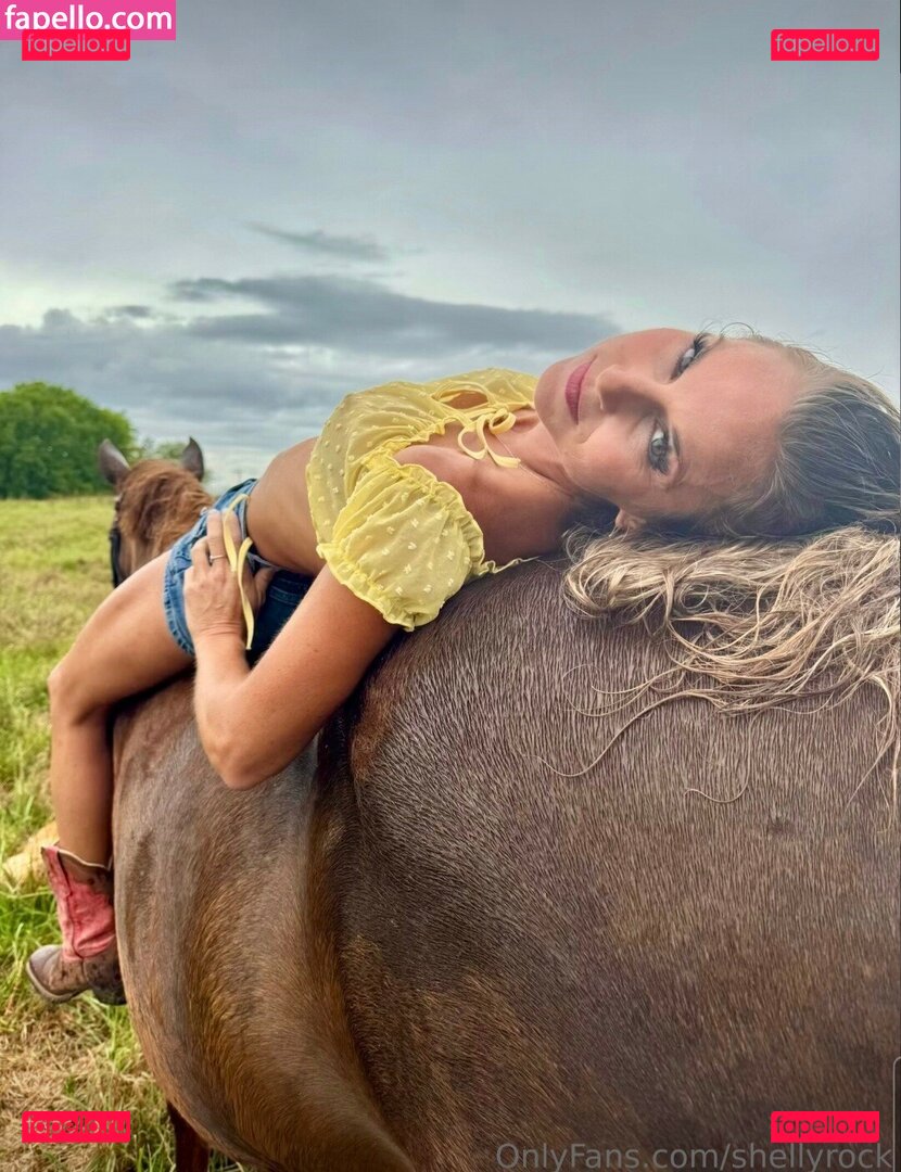 Shelly Rock / _shellyre / shellyrock Onlyfans Photo Gallery 